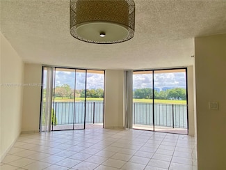 9688 Fontainebleau Blvd Unit 208, Miami, FL 33172