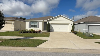 611 Autumn Stream Dr, Auburndale, FL 33823