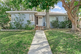 325 Orangeview Ave, Clearwater, FL 33755