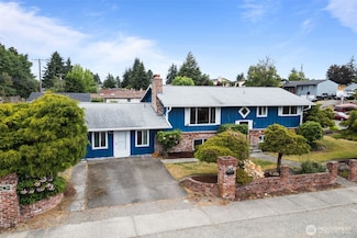 1350 S Woodlawn St, Tacoma, WA 98465