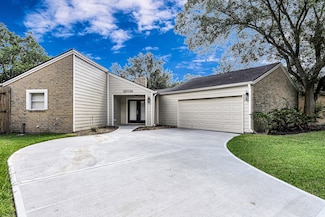 12014 Briar Forest Dr, Houston, TX 77077