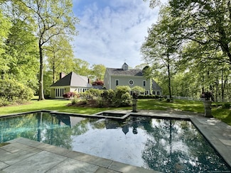 88 Rucum Rd, Roxbury, CT 06783