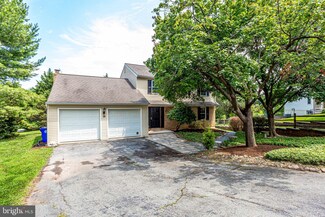 7401 Algona Ct, Derwood, MD 20855
