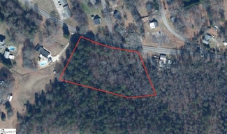 898 Church St, Central, SC 29630