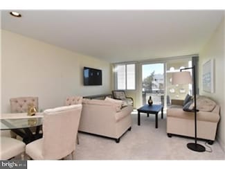 1 Virginia Ave Unit 202, Rehoboth Beach, DE 19971