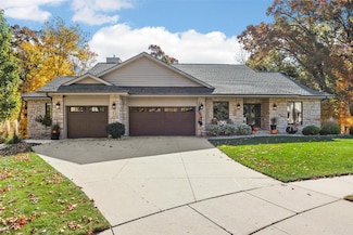 3510 Timberline Dr NE, Cedar Rapids, IA 52402