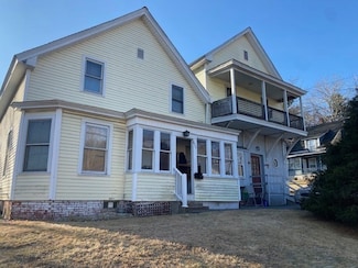 624-626 Church St, Northbridge, MA 01588