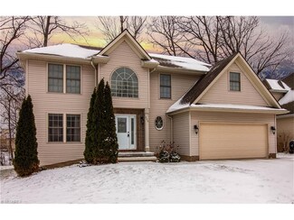 339 Knollwood Trail, Cleveland, OH 44143