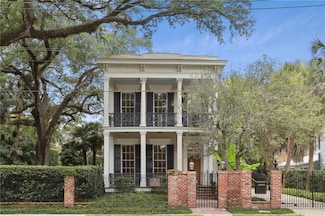 1234 Sixth St, New Orleans, LA 70115