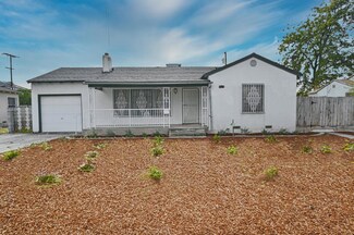 1413 W Terrace Ave, Fresno, CA 93705