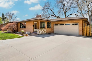 6719 Hummel Dr, Boise, ID 83709
