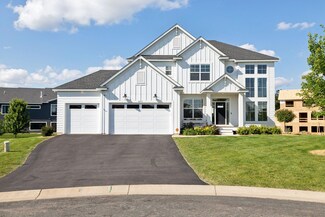4177 Hummingbird Ct N, Lake Elmo, MN 55042