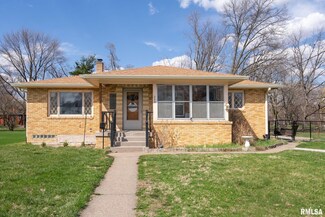 232 W 32nd St, Davenport, IA 52803