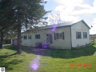 6675 Miller Rd, Whittemore, MI 48770