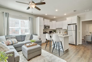 1970 Green Castle Ln Unit 704, Tallahassee, FL 32304