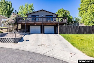 140 Sioux Cir, Green River, WY 82935