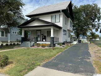 2812 Pratt St, Omaha, NE 68111