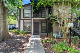 4004 Dream Oak Place Unit 102, Tampa, FL 33613