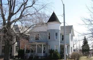 731 W 10th St, Erie, PA 16502