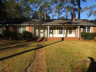 2012 W Lakeridge Dr, Albany, GA 31707