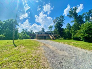 162 Racoon Hill Ln, Chickamauga, GA 30707