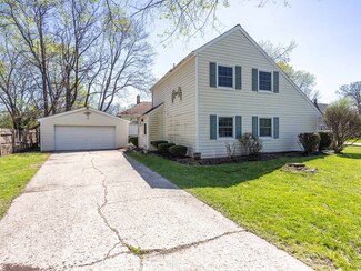 301 Oscar Ave, Joliet, IL 60433