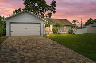 1074 SW Jennifer Terrace, Port Saint Lucie, FL 34953
