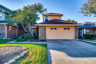 2108 Holly Hill Ln, Carrollton, TX 75007