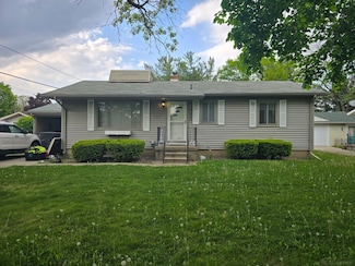 711 Moore St, Owosso, MI 48867