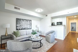 851 N Glebe Rd Unit 606, Arlington, VA 22203