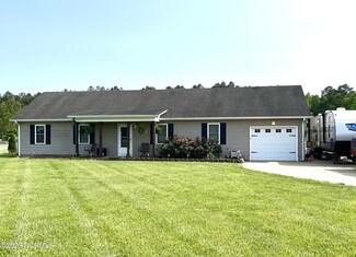 637 Firetower Rd, Elizabeth City, NC 27909