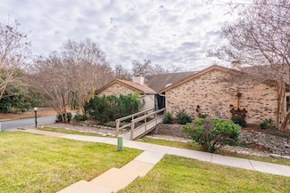 5941 Chimney Wood Cir, Fort Worth, TX 76112