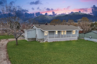2327 Betty Ln, Victor, MT 59875
