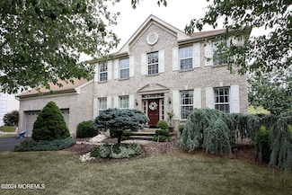 5 Brittany Ct, Howell, NJ 07731