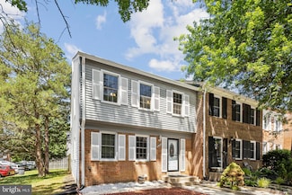 8456 Kitchener Dr, Springfield, VA 22153