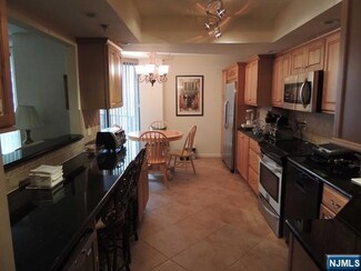 245 Prospect Ave Unit 5B, Hackensack, NJ 07601