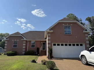 205 Queens Lane Ct, Nashville, TN 37218