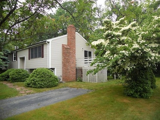 8 Tanglewood Dr, East Falmouth, MA 02536