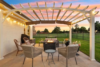 1745 Fairway Dr, Guthrie, OK 73044