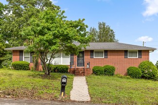 176 Diane Ln, Fort Oglethorpe, GA 30742