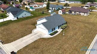 828 Greenbriar Dr, Paulding, OH 45879