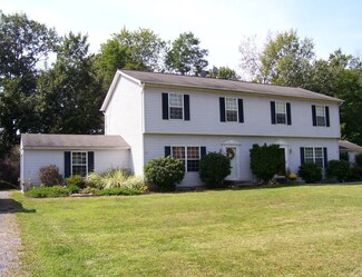 124 Swetland Ln, Wyoming, PA 18644