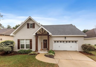 302 Redbud Cir, Dothan, AL 36305