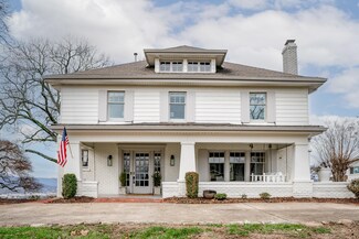 107 S Crest Rd, Chattanooga, TN 37404