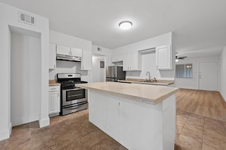 2303 E Side Dr Unit 102, Austin, TX 78704