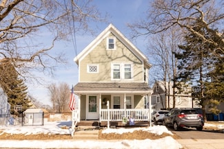240 Bowdoin St, Winthrop, MA 02152