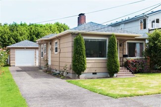 862 9th Ave, Longview, WA 98632