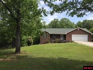 307 Sunset Dr, Cotter, AR 72626