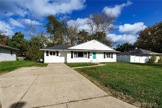 855 Brookfield Rd, Dayton, OH 45429