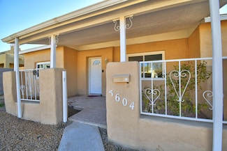 5604 La Corrida Rd NE, Albuquerque, NM 87110